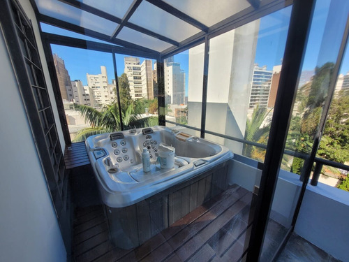 Hermosa Casa Frente Al Shopping Punta Carretas