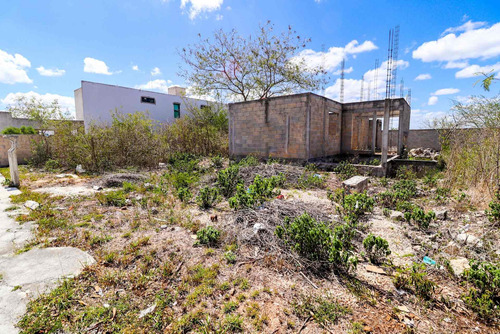 Yaxlum Terreno Residencial Con Construccion En Venta 