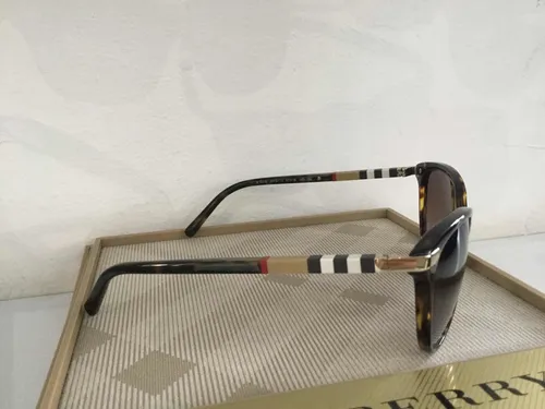 Lentes Burberry B 4216 3002 13 57. 100 Aut nticos. Env o gratis