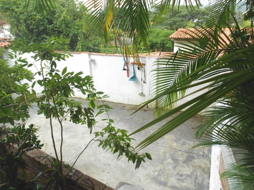 Imagen 22 de 29 de En Venta Hermosa Casa Prado Del Este Con Increíble Vista, Calle Privada, Seguridad.