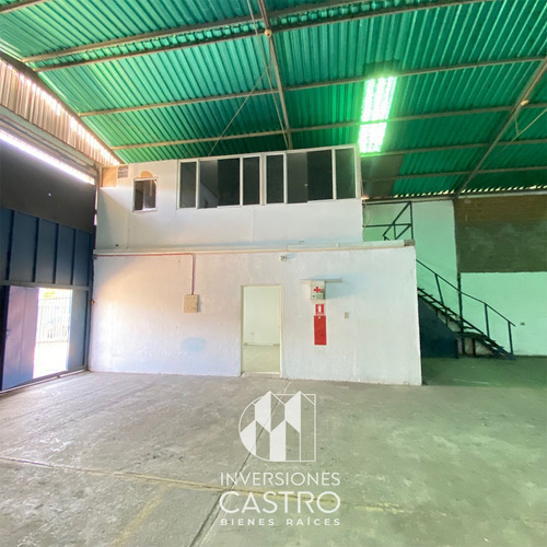 En Venta: Dos Galpones De 417m2 Cada Uno Para Un Total De 834m2, Ubicado En Zona Industrial Los Pinos - Puerto Ordaz