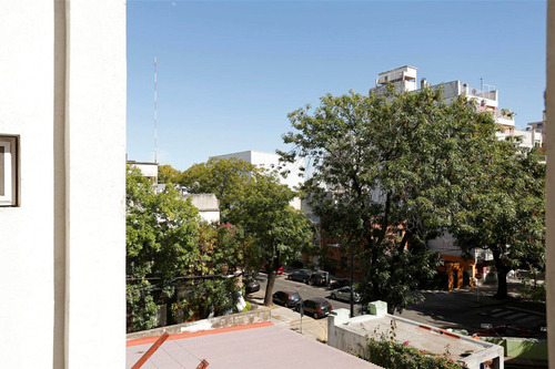 Departamento Cuatro Ambientes C/ Cochera Devoto