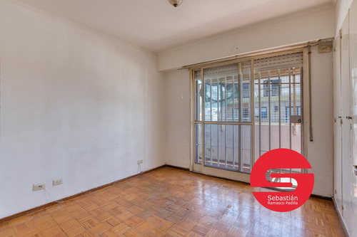 Departamento Venta Centro Dos Dormitorios Balcón