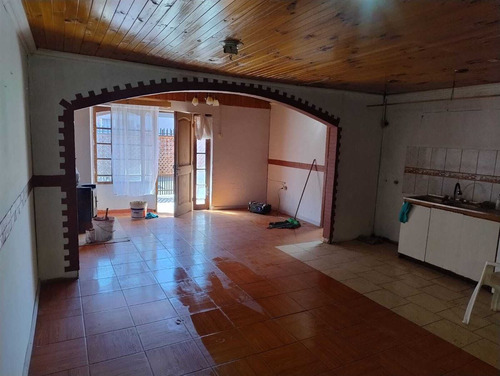 Casa En Venta 4d 1b Y 3est En Coronel, Biobío