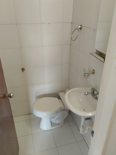 En Venta Apto. Con 108m2. En Mampote. Zona Tranquila Y Expectacular Vista. Inf. Ma. Fda.