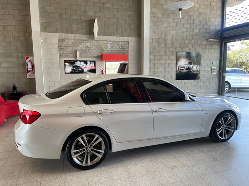 BMW Serie 3 2.0 320i Sedan Sportline