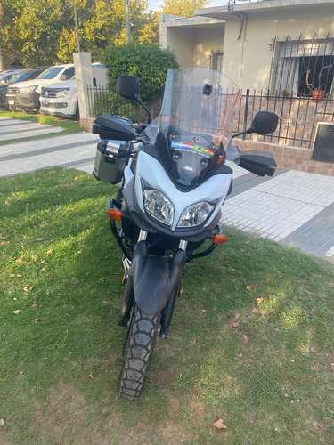 Imagen 2 de 14 de Suzuki V-trom 650 Xt