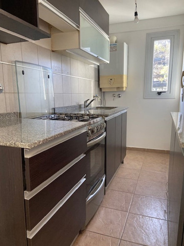 Departamento Lomas Con Terraza Y Bajas Expensas!!!