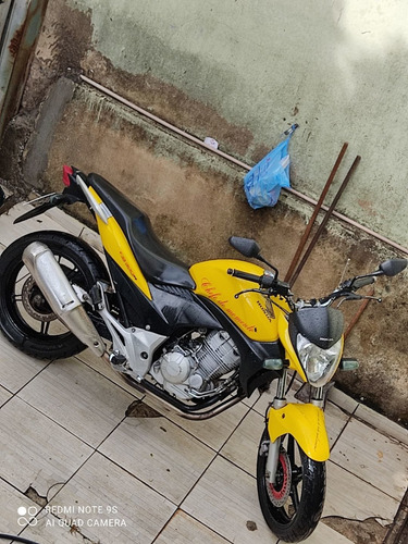 Imagem 2 de 2 de Honda Cb300
