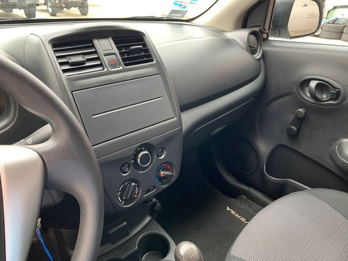 Imagen 10 de 13 de Nissan Versa 1.6 Drive Mt 2018