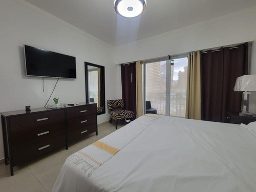 Alquilo Apartamento Amueblado De 2 Habitaciones En Piantini