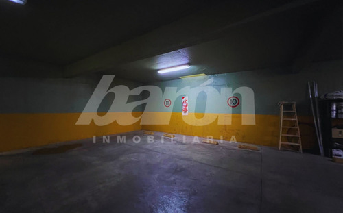 Cochera En Venta En Lomas De Zamora