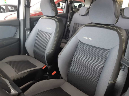 Imagem 7 de 10 de Chevrolet Spin Activ 7 1.8 (flex) (aut)