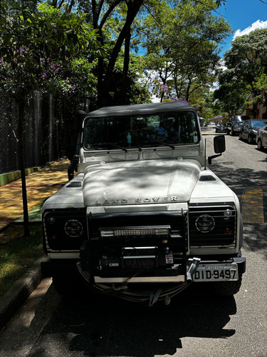 Land Rover Defender 110