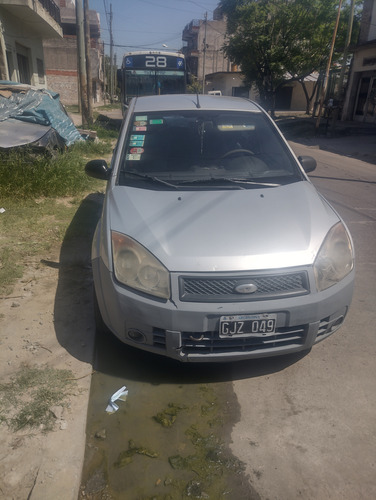 Ford Fiesta 1.6 Max Ambiente Plus