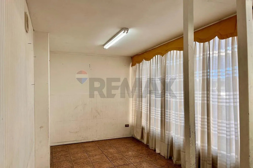 Se Arrienda Local Comercial En 2° Piso