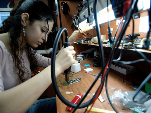 Imagen 1 de 5 de Reparacion Motherboards , All In One, Ntboks Y Fuentes Atx.