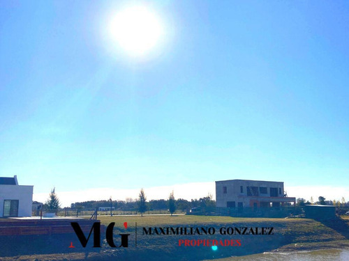Imagen 3 de 14 de Lote Al Lago En Venta - Los Talas , Canning