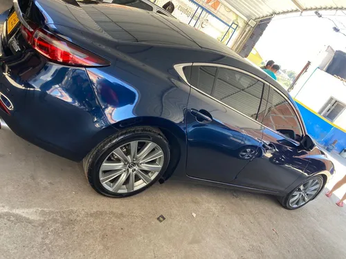 Mazda 6 2.5 Signature