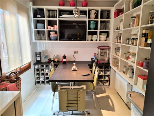 Imagen 22 de 29 de Se Vende Amplia Casa En Sector Sebastian Elcano, Las Condes