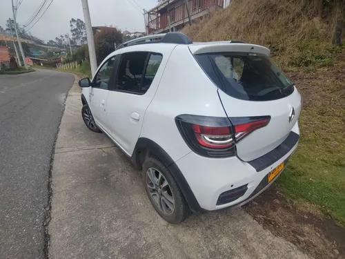 Renault Stepway 1.6 Intens