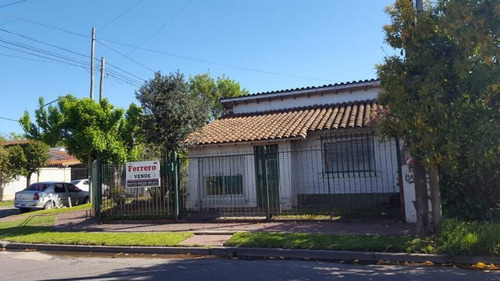 Imagen 1 de 14 de Chalet En Venta En Ituzaingo Norte