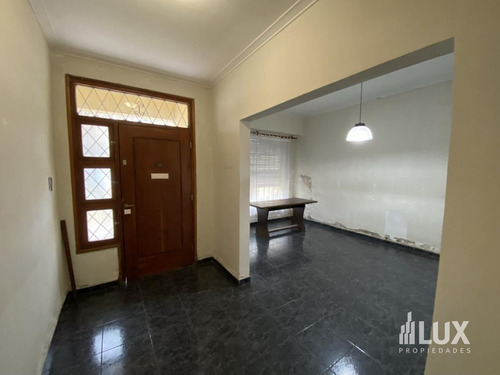 Imagen 22 de 30 de Venta Casa 3/4 Dormitorios En Esquina Donado 295 Oportunidad Comercial - Fisherton