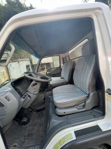 Imagen 5 de 8 de Mitsubishi Canter 649-d