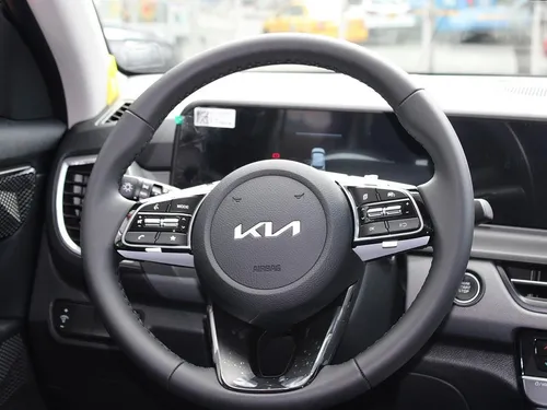 Kia Seltos 2.0 Zenith 4X2