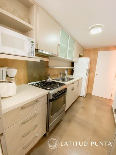 Apartamento En Mansa- Ref: 17