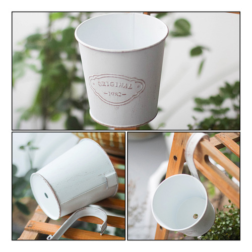 Carta Estilo Cubo Retro De Hojalata Con Decoración Vintage