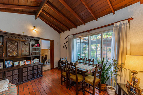 Casa En Olivos
