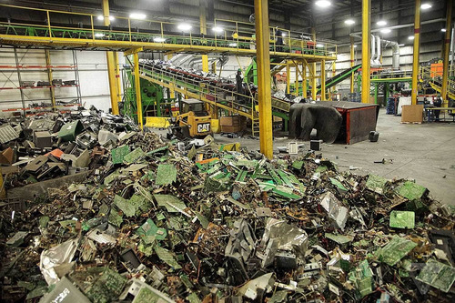 Imagem 2 de 4 de Compro Sucata (lixo) Eletrônica