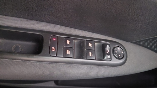 Imagen 15 de 15 de Peugeot 308 5p 1,6 Hdi Allure Am