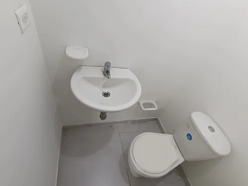 Local En Venta En Sector Centenario (279060884).