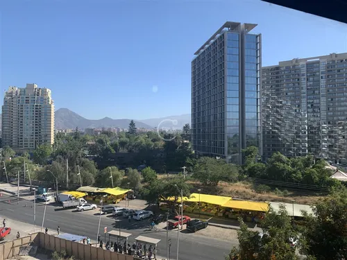 Departamento En Arriendo De 2 Dorm. En La Reina