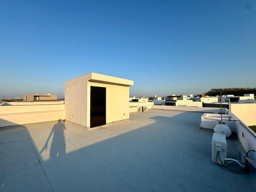 Casa En Venta En Lomas Del Dorado | En Oferta