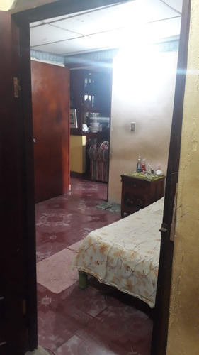 Imagen 8 de 10 de Se Vende Casa En El Area De Las Cumbres, Villa Grecia