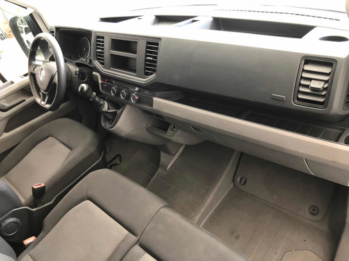 Imagen 12 de 15 de Volkswagen Crafter Cargo Van 3.8 Cab Extendida 2020