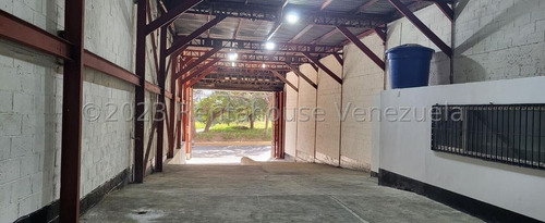 Imagen 2 de 12 de Galpón En Alquiler O Venta En La Yaguara #23-18756 Jr