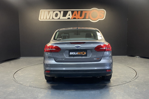 Ford Focus III 2.0 Se Plus Mt