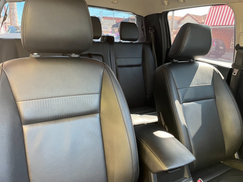 Imagem 10 de 15 de Ford Ranger Limited 3.2 Cinza 2020