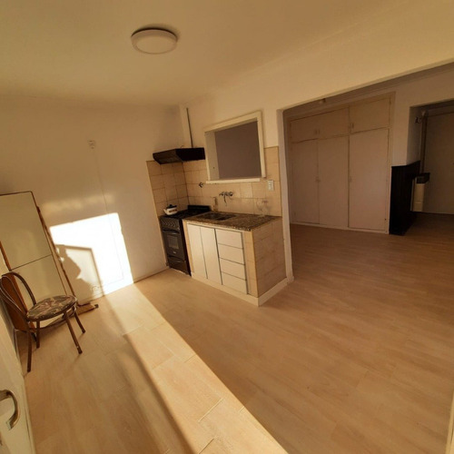 Imagen 2 de 8 de 2 Ambientes Con Patio Zona Varese