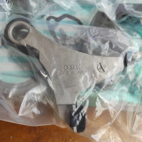 Imagen 5 de 7 de Kit Cadena Tiempo Hilux 2.7 2tr Marca Osk Japonés Original