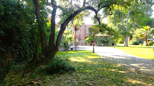 Excelente Ubicacion, Parque Lelor . Quinta Con Pileta ,