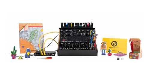 Imagen 2 de 8 de Moog Sound Studio Mother-32 Y Dfam Sintetizadores Audiotecna