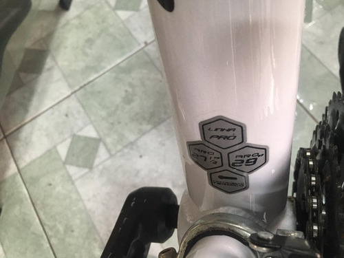 Imagem 2 de 9 de Bike