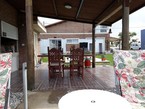 Casa 2 Dormis En Venta Con Bajada Al Rio Monje