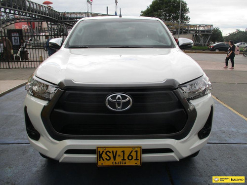 Toyota Hilux Doblecabina 4x4 2400cc At Aa
