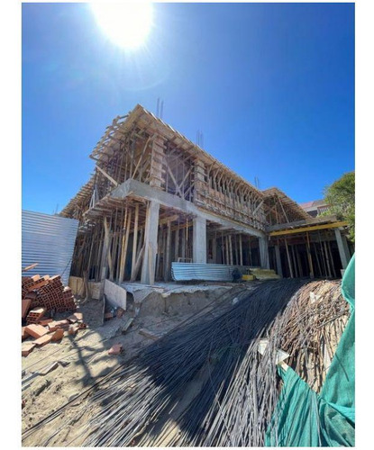 Edificio En Pozo - La Argentina Beach - Pinamar - Playa